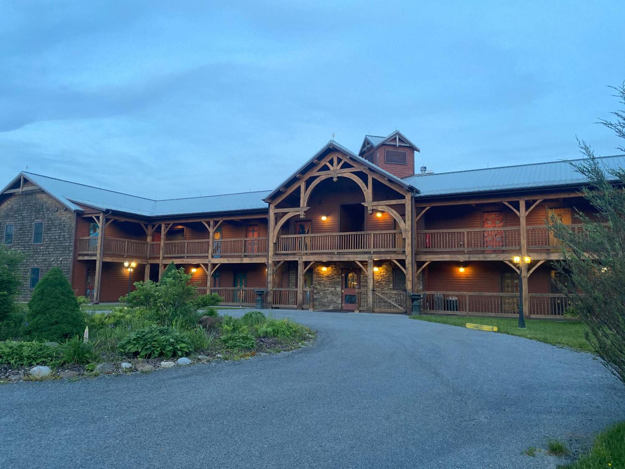 August Lodge ברייסון סיטי מראה חיצוני תמונה